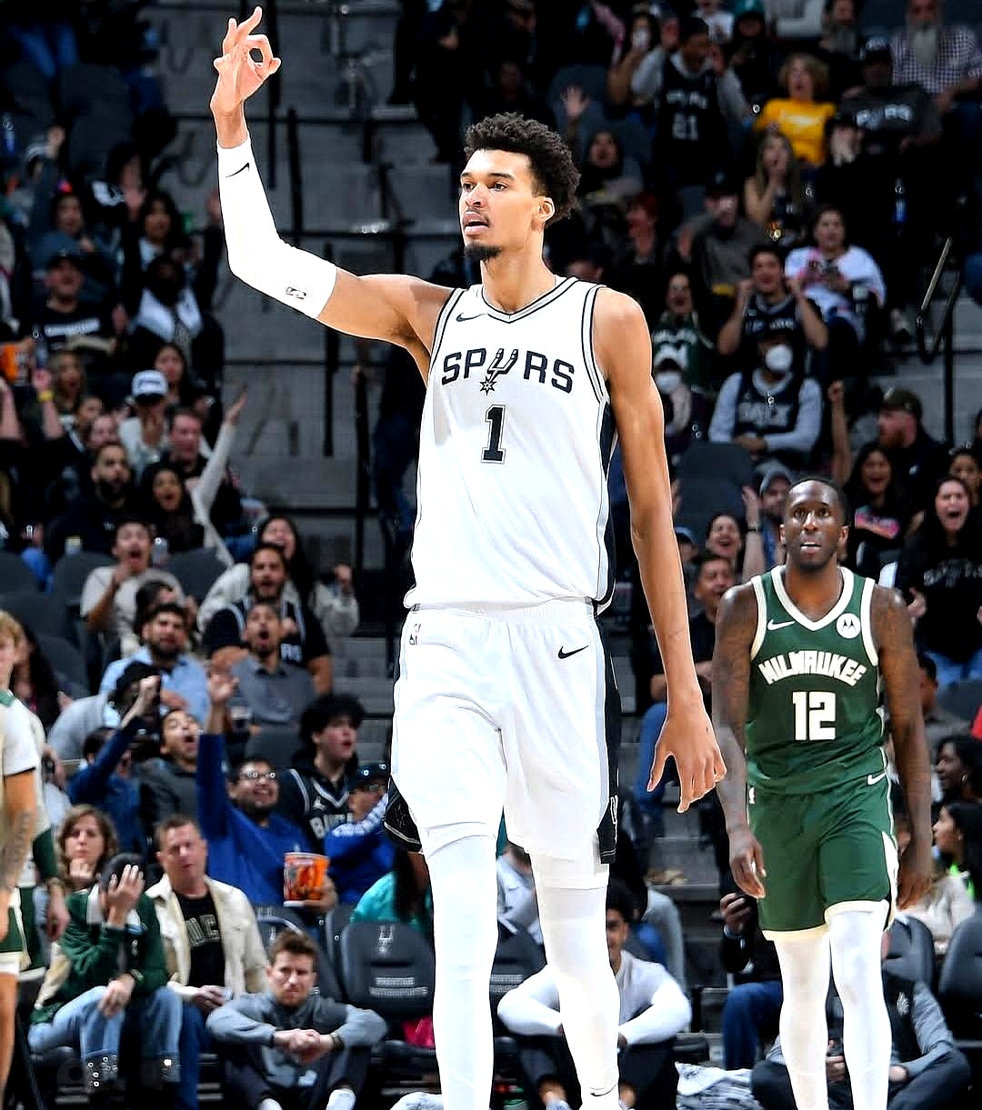 穆古鲁扎在德国队比赛中败北，逆转引发热议！