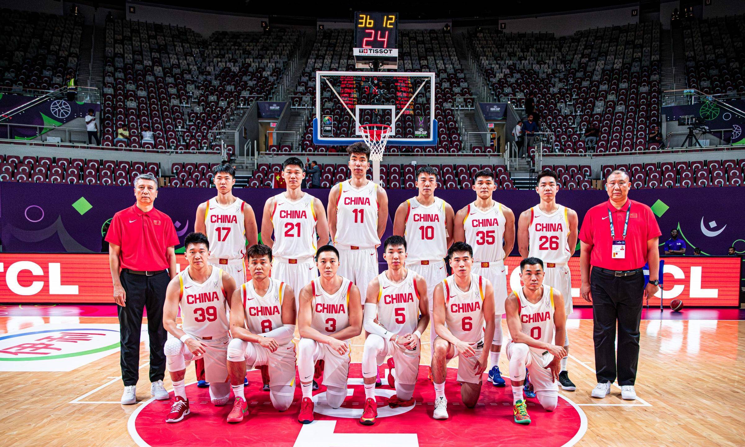  法网八强战激情夜！胡金秋里突外投，本菲卡血战上海海港